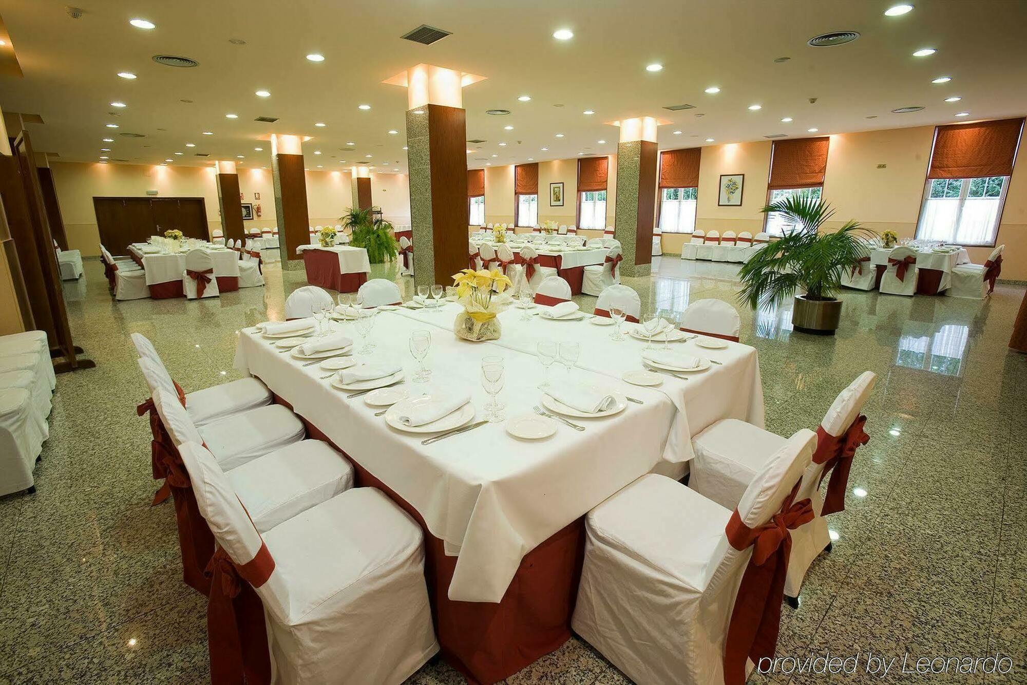 Hotel Ponferrada Plaza Restaurante foto